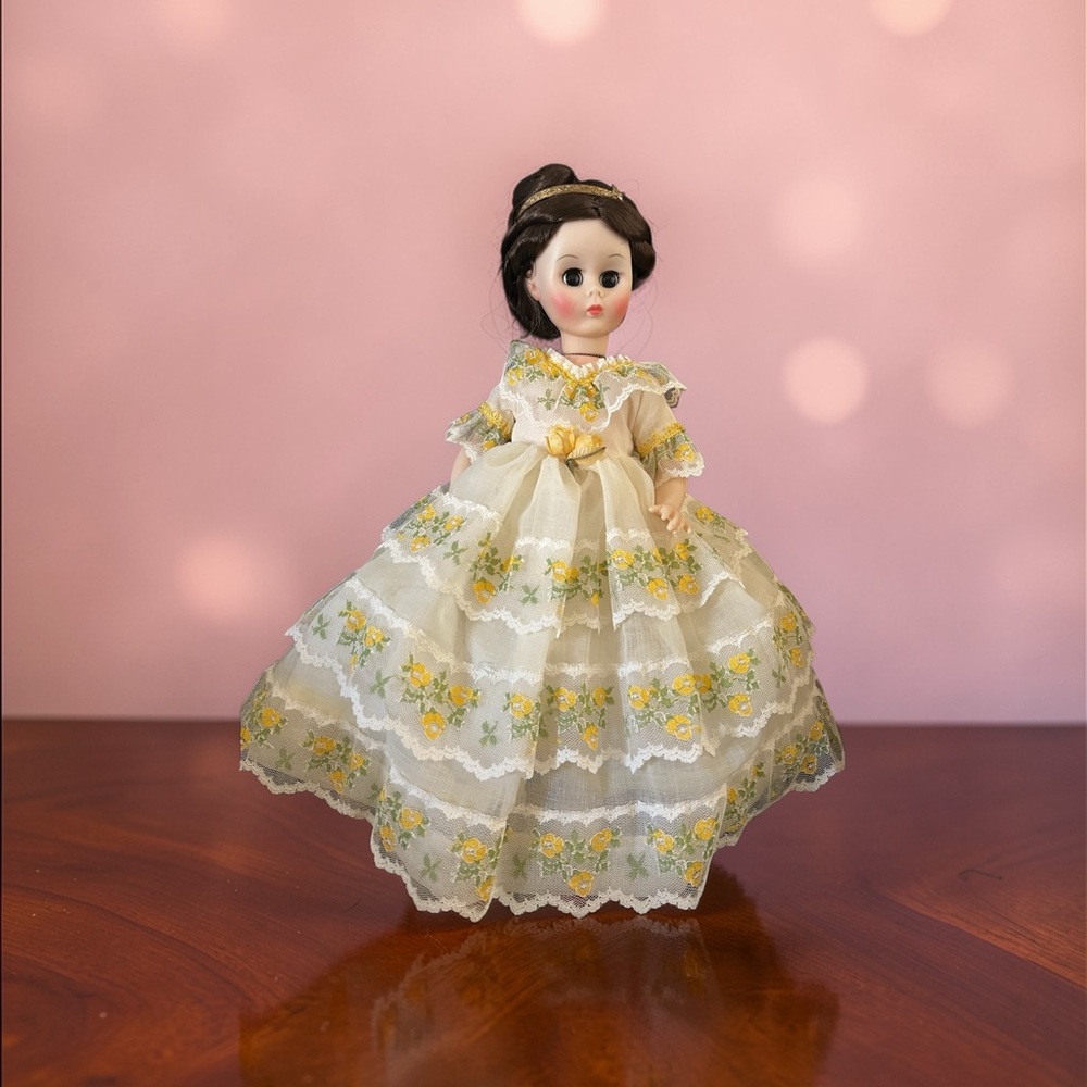 SALE🎉Vintage Madam Alexander Julia Tyler First Ladies President Wives Seried